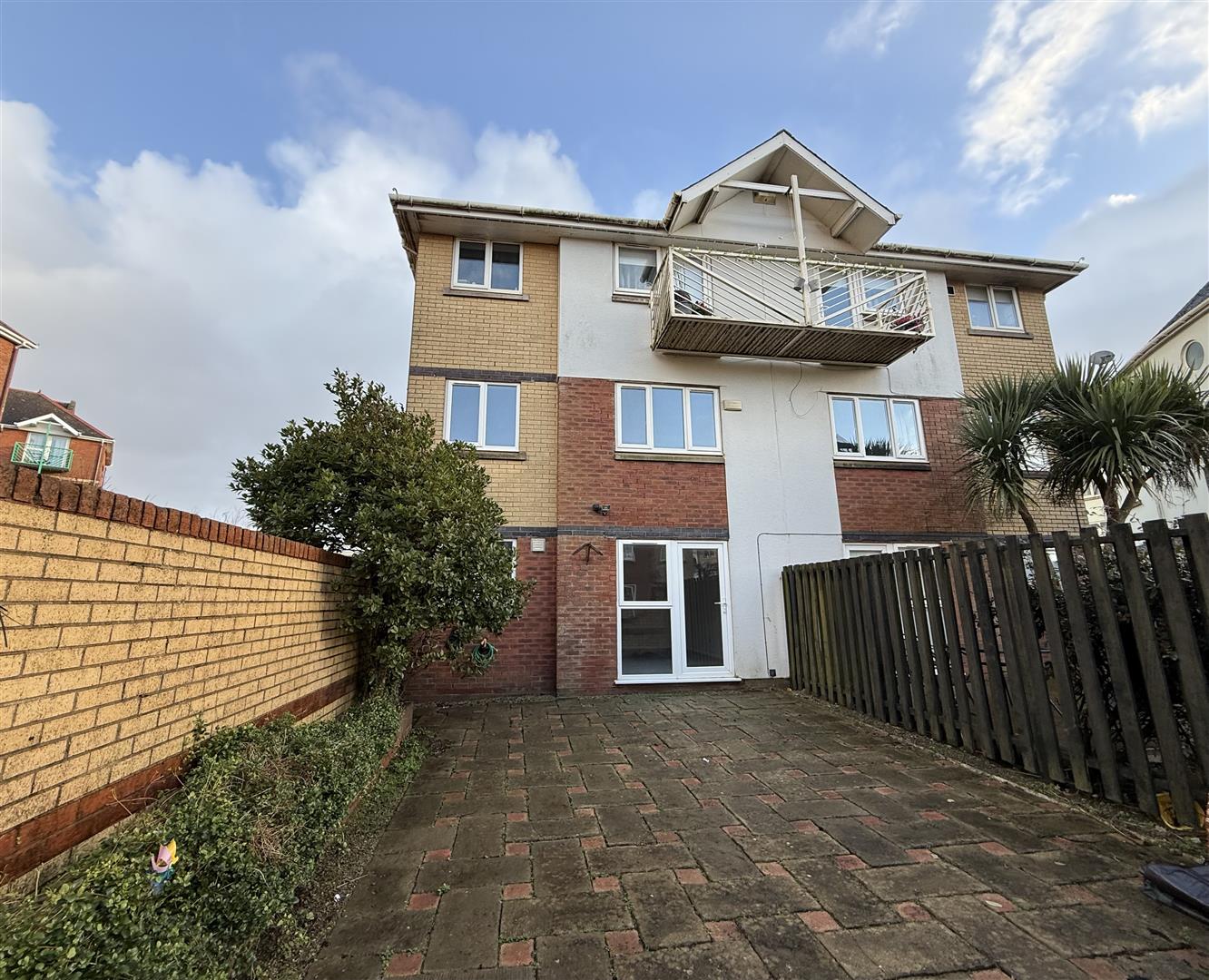 Patagonia Walk, Maritime Quarter, Swansea, SA1 1XY